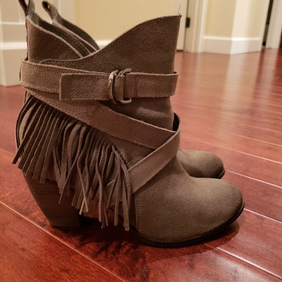 Naughty Monkey size 8.5 ankle boot - Picture 2 of 10